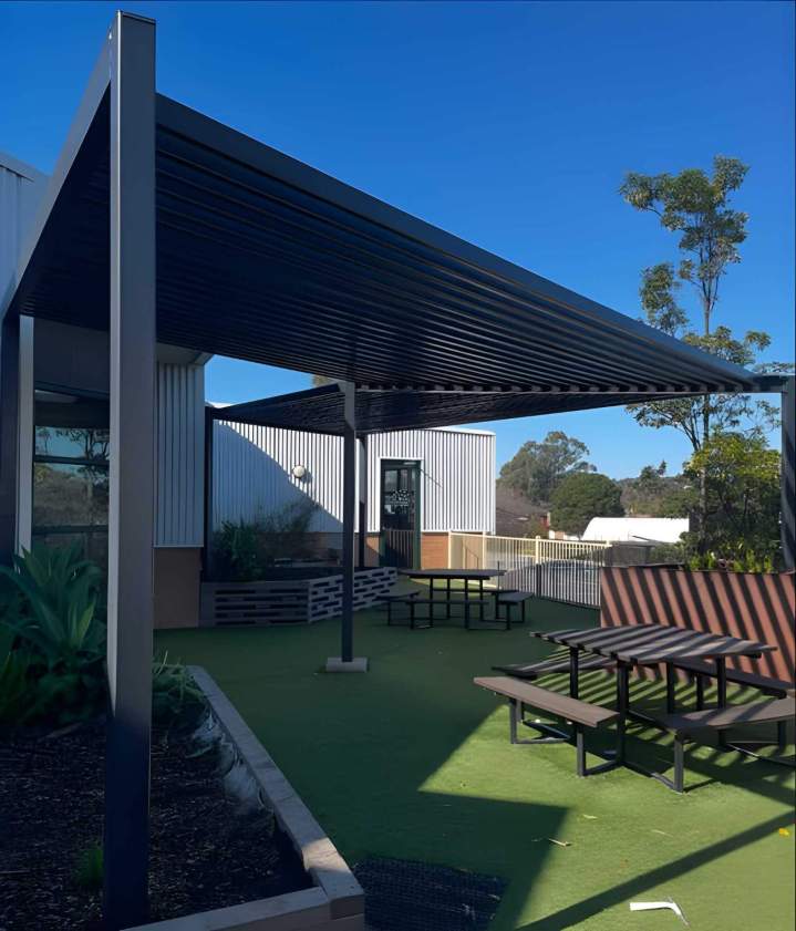 Metal Pergola Painting Clayton, VIC